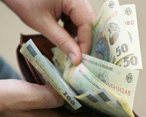 Din ianuarie 2015 cresc pensiile cu 5%, iar salariul minim pe economie ajunge la 975 de lei