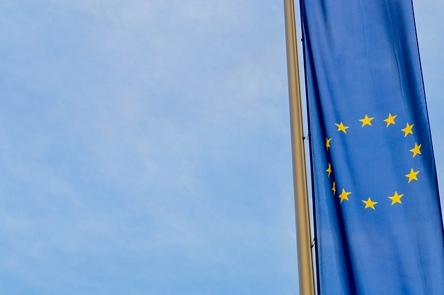 Romanii au incredere in Uniunea Europeana