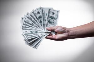 Majorare salariala pentru personalul din primarie. Implementarea unui proiect din fonduri europene