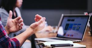 Parlamentul European si Curtea de Justitie cauta corectori/verificatori lingvistici