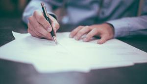 Conflictul de interese si incompatibilitatile in cazul functionarilor publici