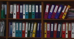 Functionarul public se poate adresa direct instantei de contencios administrative. Decizia Curtii