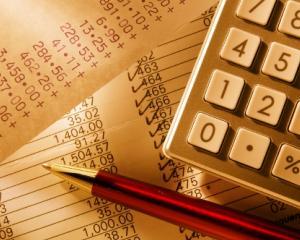 Institutie publica. Depasire angajamente legale. Cum justificam?