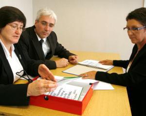 Lista posturilor vacante in decembrie 2016