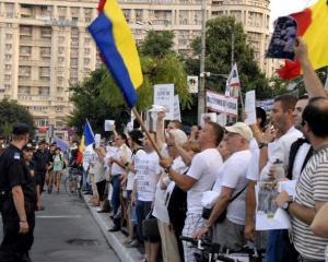 Inca un protest al functionarilor din administratia publica
