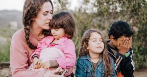 Masuri noi pentru prevenirea separarii copiilor de familie, inclusiv a celor cu parinti plecati la munca in strainatate